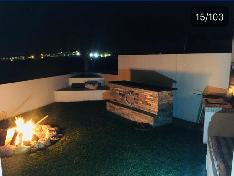 Perfect 10 - 10 To 13 Sleeper Luxury Holiday Home Breakage Deposit Of R2500 Per Weekend Lease Langebaan Buitenkant foto