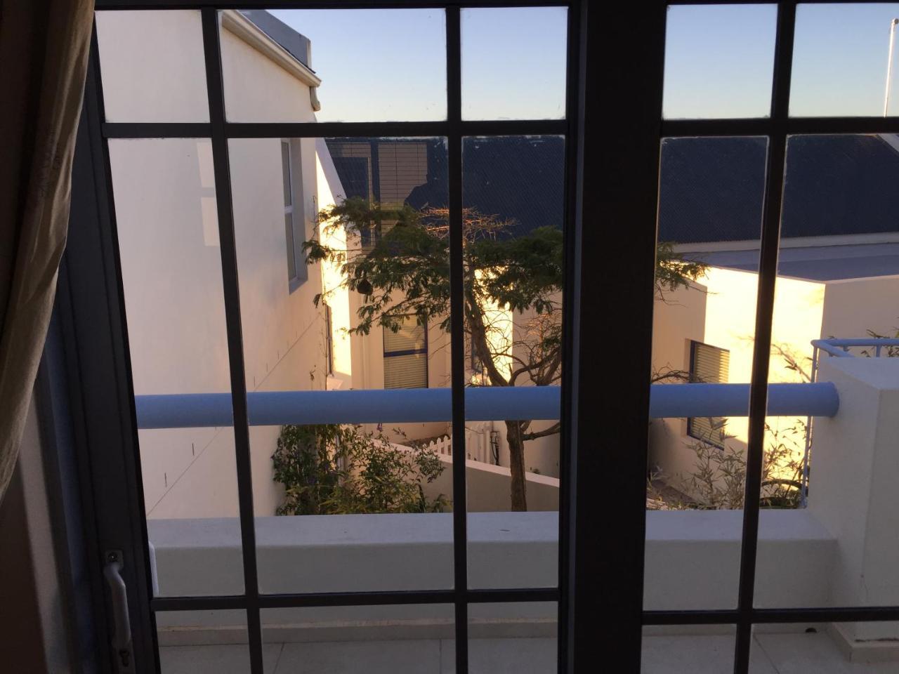 Perfect 10 - 10 To 13 Sleeper Luxury Holiday Home Breakage Deposit Of R2500 Per Weekend Lease Langebaan Buitenkant foto