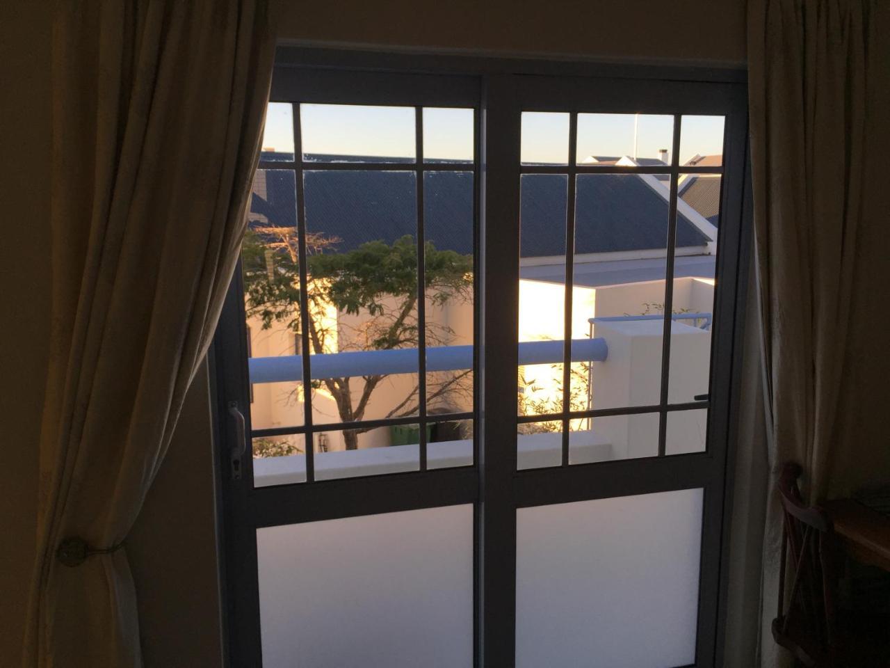 Perfect 10 - 10 To 13 Sleeper Luxury Holiday Home Breakage Deposit Of R2500 Per Weekend Lease Langebaan Buitenkant foto