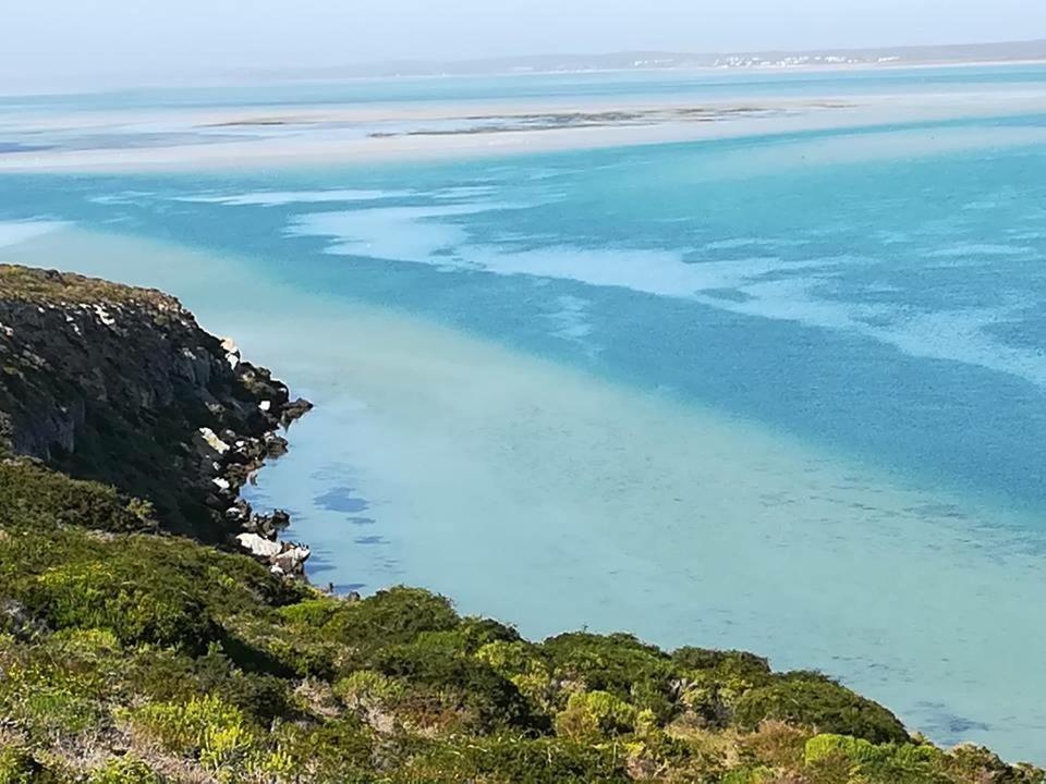 Perfect 10 - 10 To 13 Sleeper Luxury Holiday Home Breakage Deposit Of R2500 Per Weekend Lease Langebaan Buitenkant foto