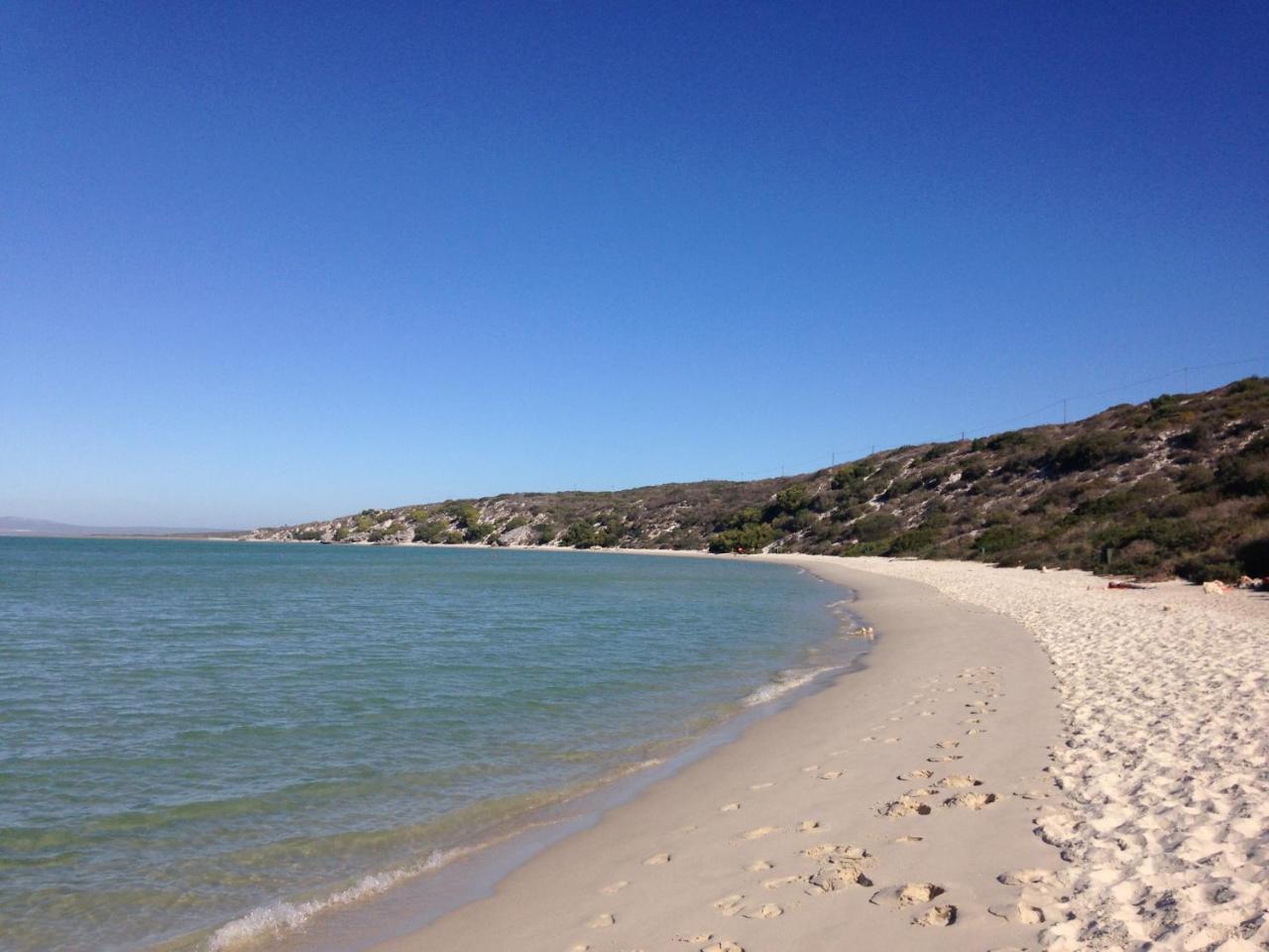 Perfect 10 - 10 To 13 Sleeper Luxury Holiday Home Breakage Deposit Of R2500 Per Weekend Lease Langebaan Buitenkant foto