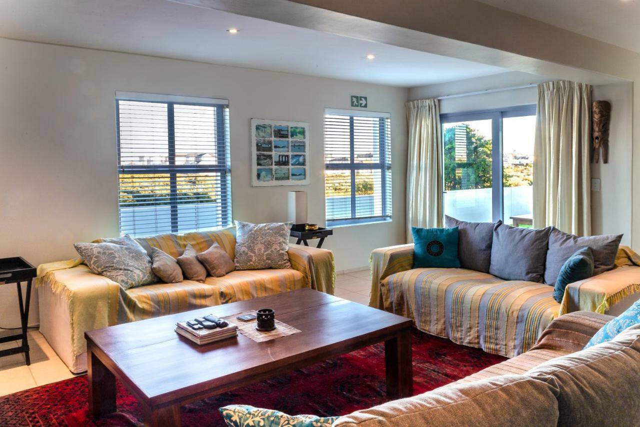 Perfect 10 - 10 To 13 Sleeper Luxury Holiday Home Breakage Deposit Of R2500 Per Weekend Lease Langebaan Buitenkant foto
