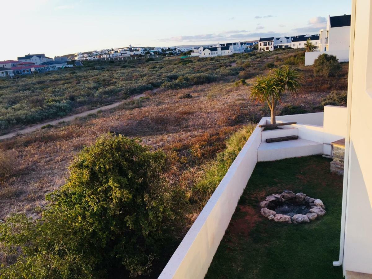 Perfect 10 - 10 To 13 Sleeper Luxury Holiday Home Breakage Deposit Of R2500 Per Weekend Lease Langebaan Buitenkant foto