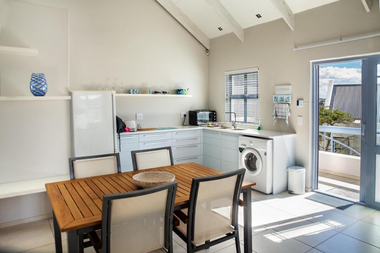 Perfect 10 - 10 To 13 Sleeper Luxury Holiday Home Breakage Deposit Of R2500 Per Weekend Lease Langebaan Buitenkant foto